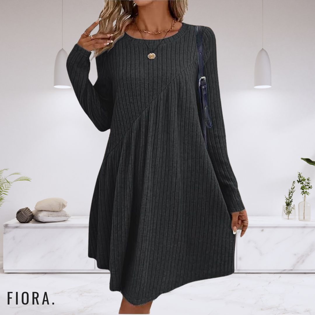 FIORA | Šikk pikkade varrukatega kleit