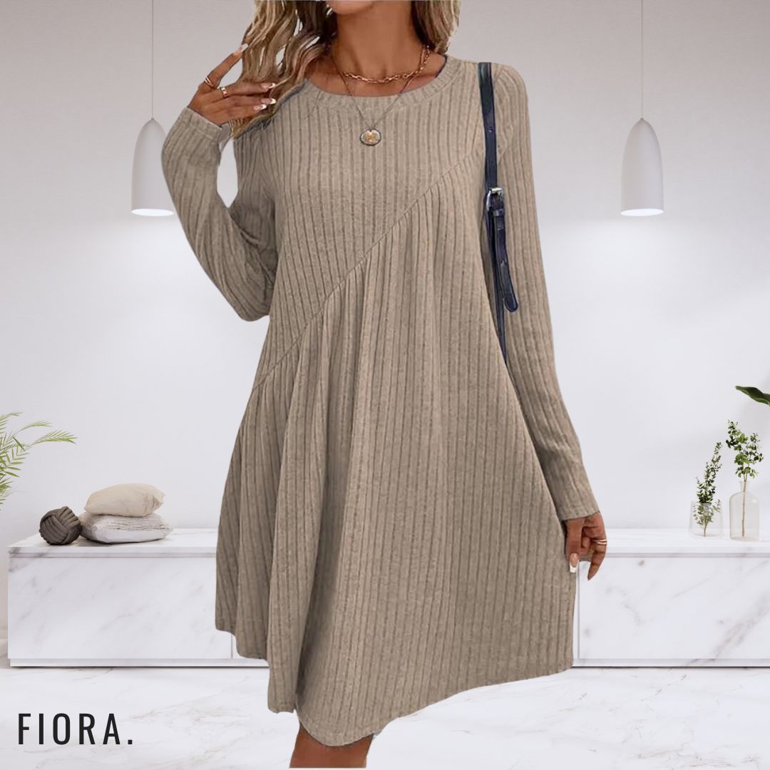 FIORA | Šikk pikkade varrukatega kleit