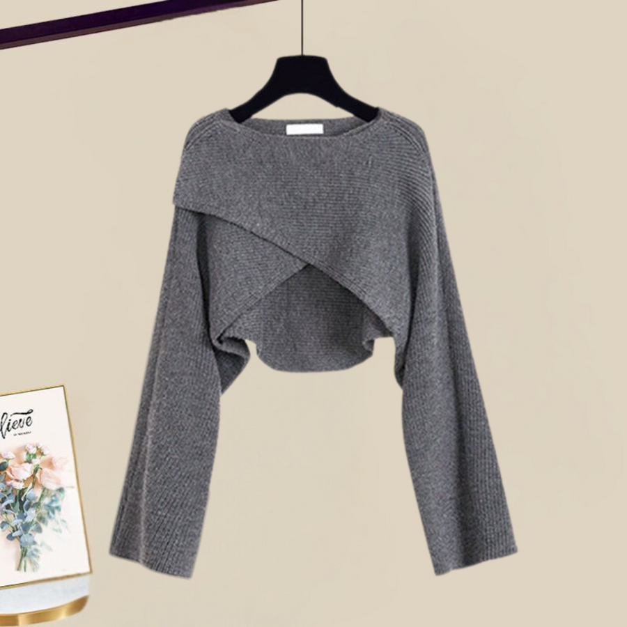 FIORA | Elegantne kootud kleidikomplekt